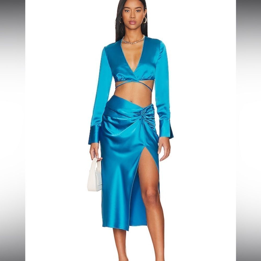 L'Academie || NWTs SET = 2 PIECES Ottilie Top and Prisca Skirt in Aqua Blue